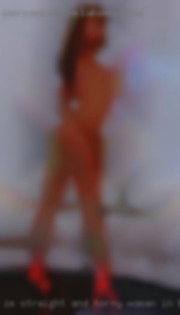 I'm straight and horny woman in bed is very wild.